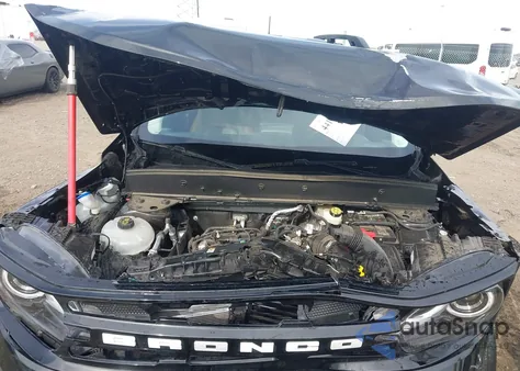 2024 Ford Bronco Sport Outer Banks z USA, uszkodzony, nr VIN 3FMCR9C63RRF04896